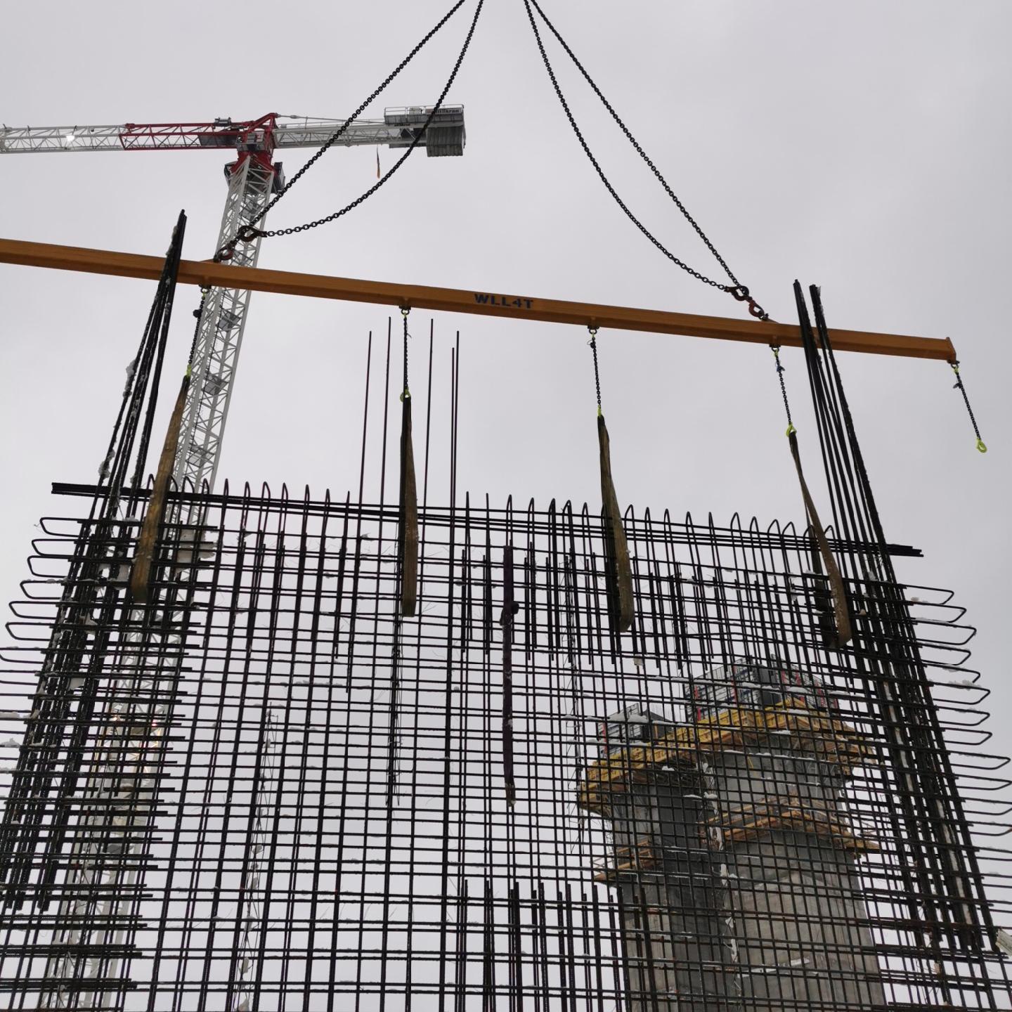 Armeringsnett løftes